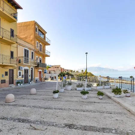 La Casa Sul Mare Апартаменты Траппето